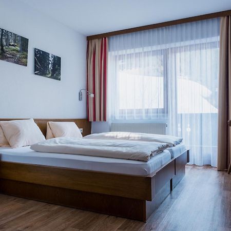 "Quality Hosts Arlberg" Hotel-Gasthof Freisleben Санкт-Антон-ам-Арльберг Екстер'єр фото