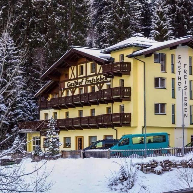 "Quality Hosts Arlberg" Hotel-Gasthof Freisleben Санкт-Антон-ам-Арльберг Екстер'єр фото