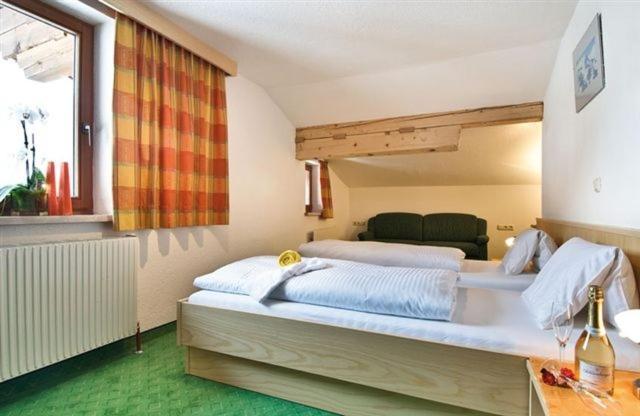 "Quality Hosts Arlberg" Hotel-Gasthof Freisleben Санкт-Антон-ам-Арльберг Екстер'єр фото